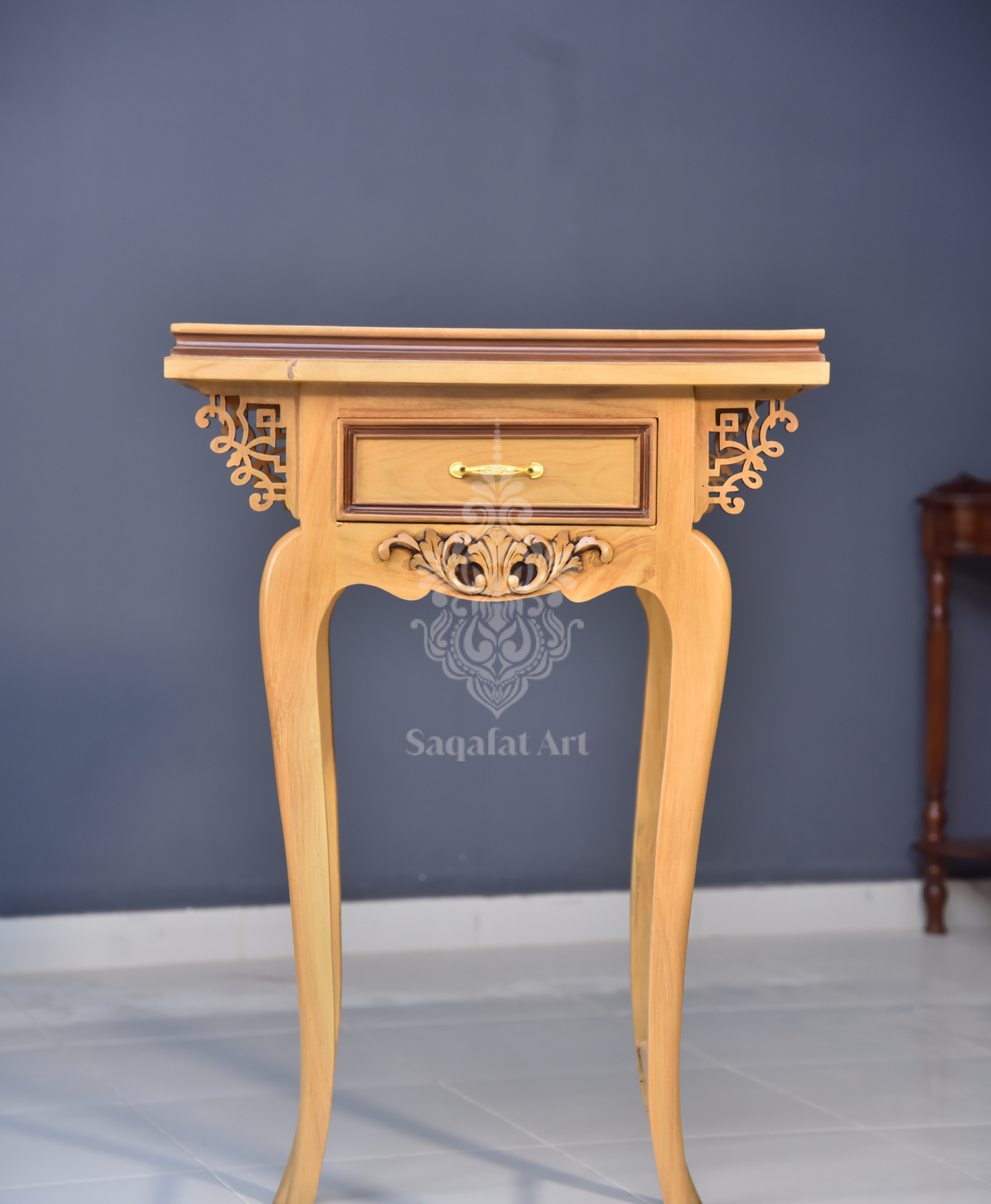 Wooden Beige Color Flower Tables