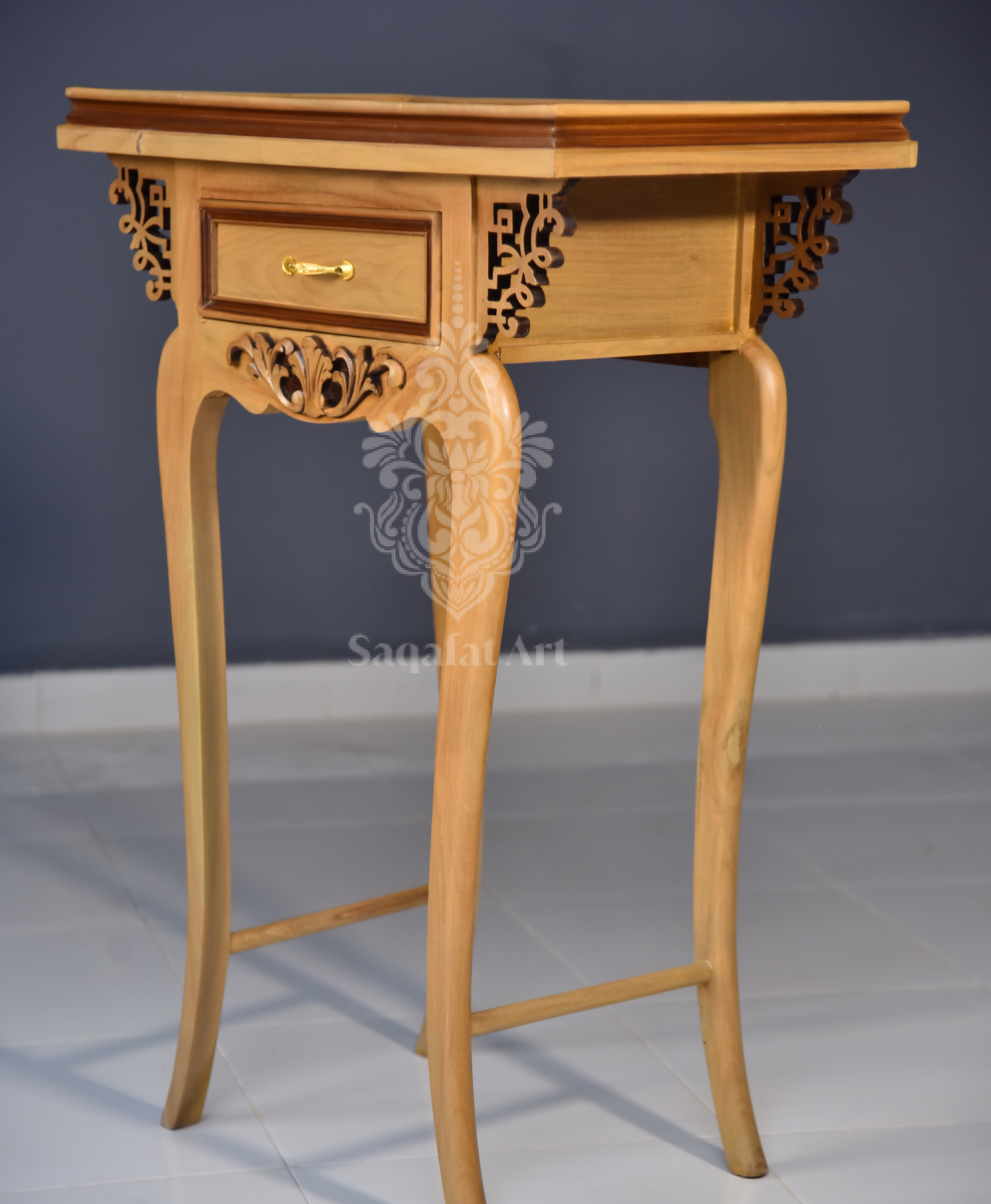 Wooden Beige Color Flower Tables