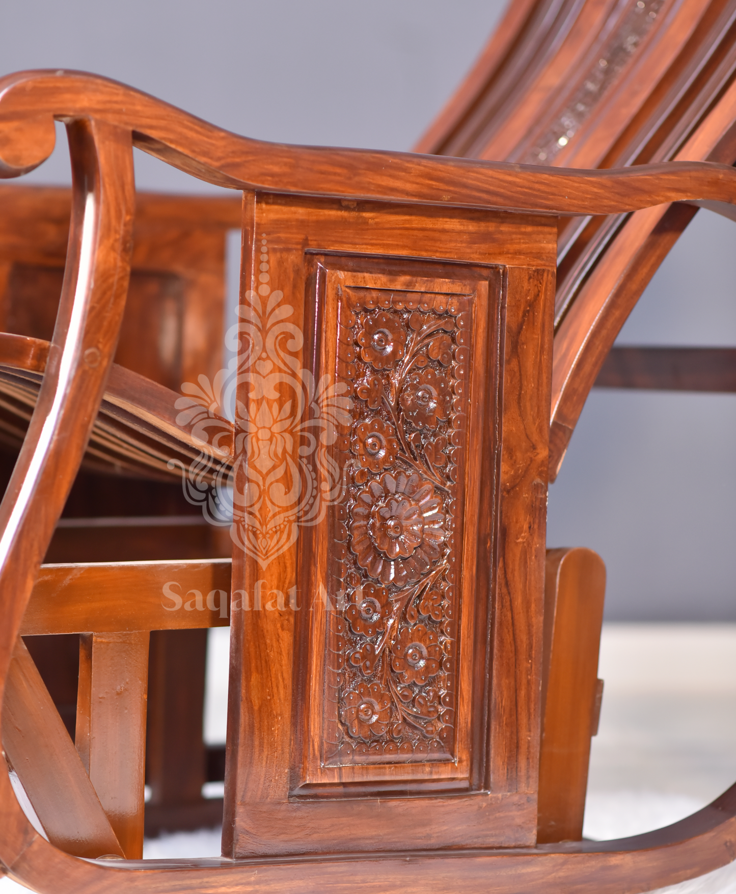 Sheesham Wooden Carving Racking Chairs