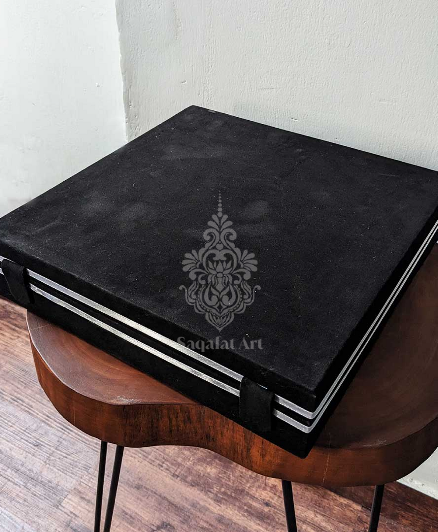 Ebony Elegance Chess Set