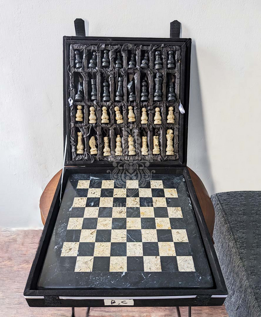 Onyx Noir Marble Chess Set